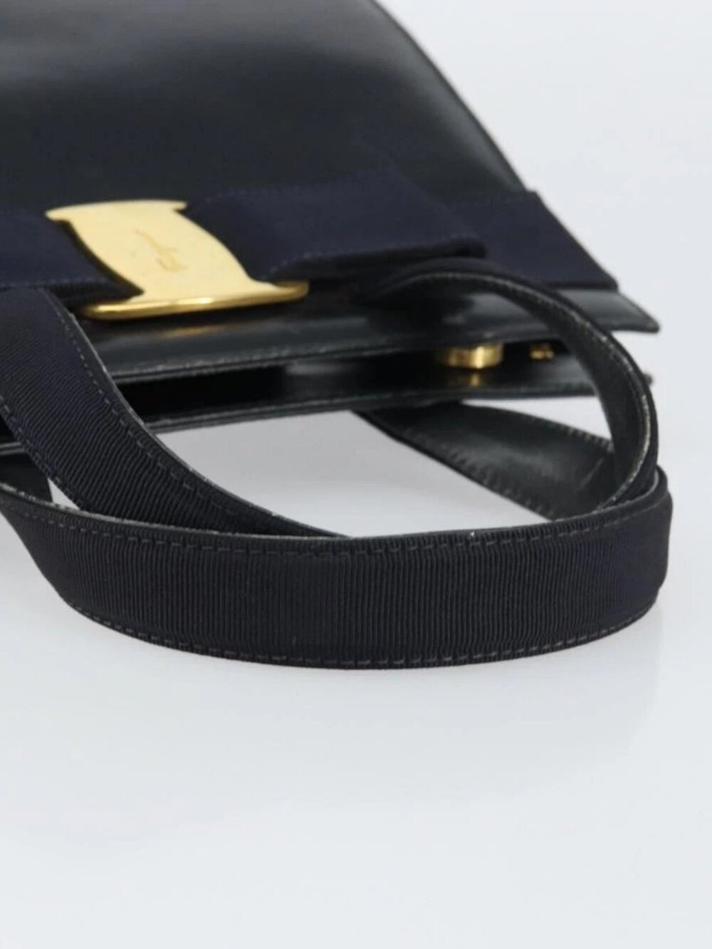 Salvatore Ferragamo Vala Hand Bag Leather Navy Gold Auth BA8854 - Picture 7 of 15